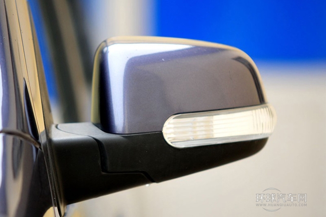 2010款 1.3L 手動標(biāo)準(zhǔn)型