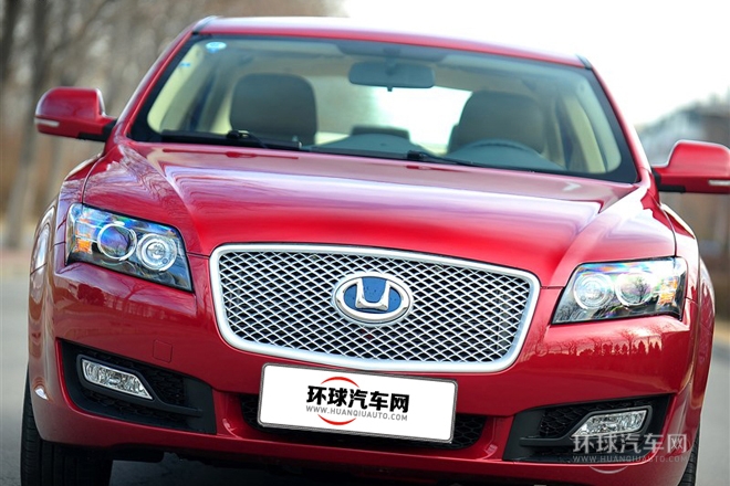 2013款 2.0L 手動舒適型