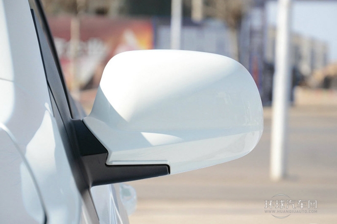 2014款 2.3L 兩驅手動進取汽油版