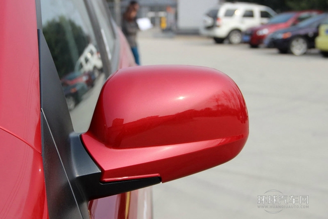 2014款 2.3L 兩驅(qū)自動舒適汽油版