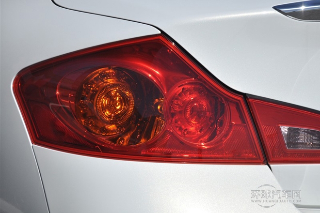 2013款 G25 Sedan 運動版