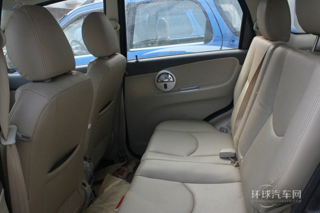 2010款 1.3L 手動舒適型