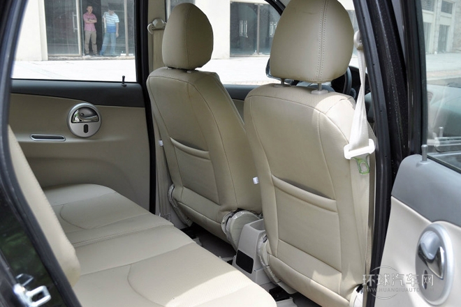 2010款 1.5L CVT舒適型