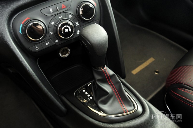 2014款 1.4T 自動運動版