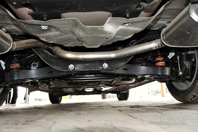 2008款 2.3L 7座豪華型