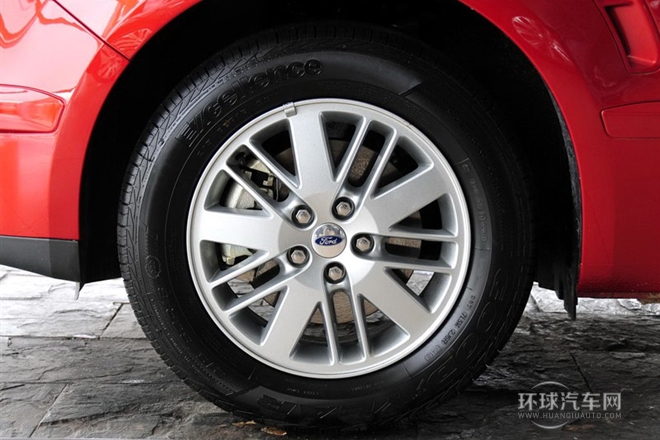 2008款 2.3L 7座豪華型