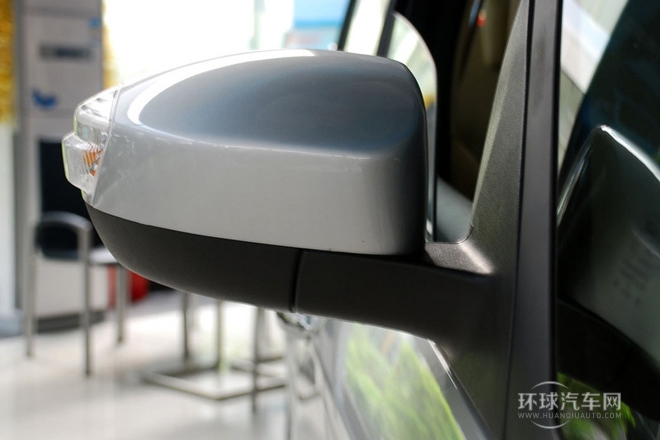 2008款 2.3L 7座時尚型