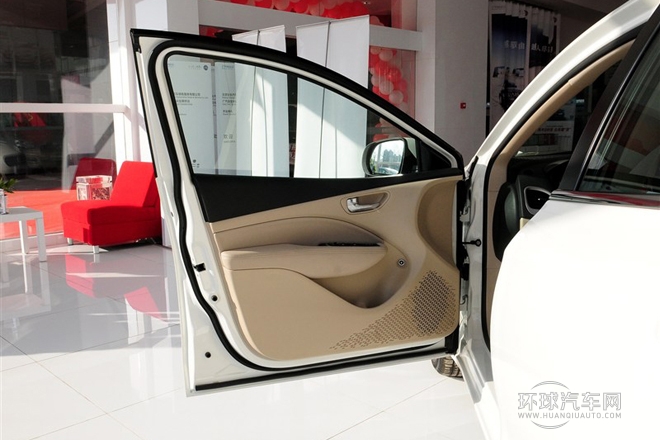 2014款 1.4T 手動勁享版