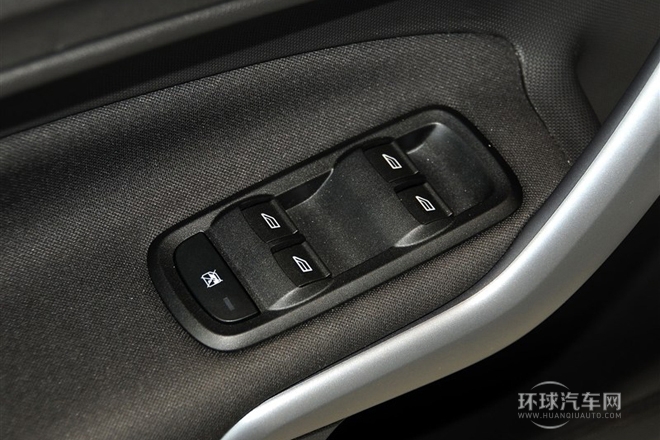 2013款 兩廂 1.5L 手動時尚型