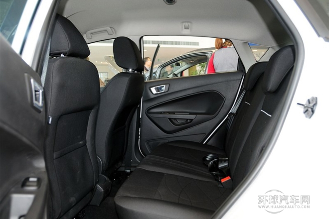 2013款 兩廂 1.5L 手動時尚型