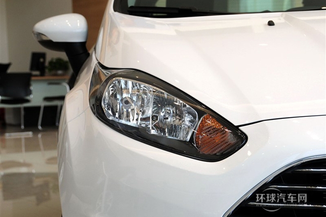 2013款 兩廂 1.5L 手動時尚型