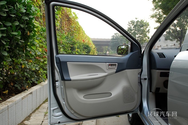 2008款 兩廂 1.3L 手動精英型