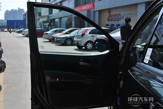 2011款 2.0T 兩驅精英導航版