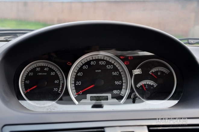 2009款 兩廂 1.5L 手動(dòng)精英型