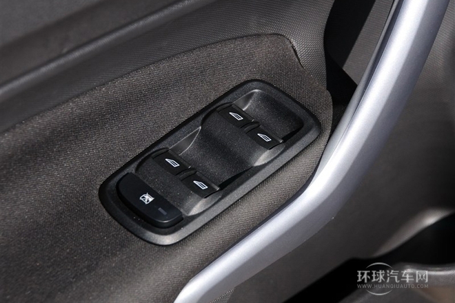 2013款 兩廂 1.5L 自動(dòng)品尚型