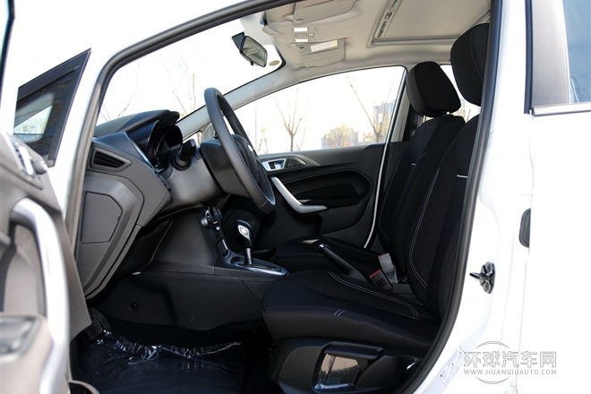 2013款 兩廂 1.5L 自動品尚型