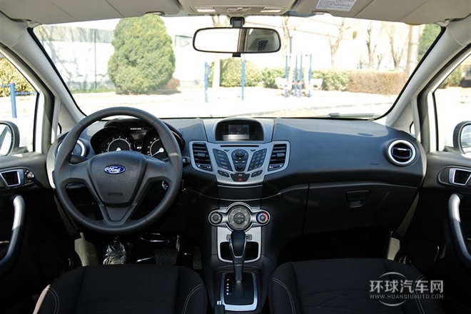 2013款 兩廂 1.5L 自動品尚型