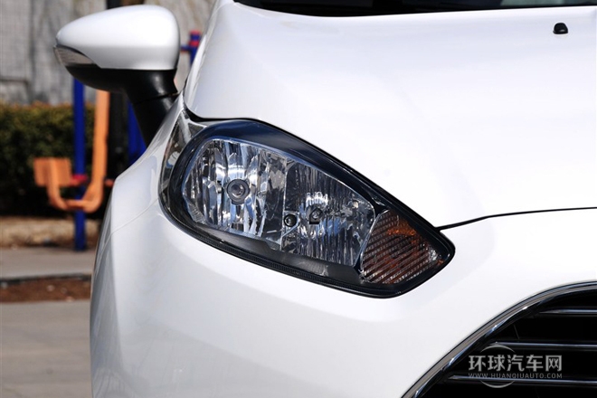 2013款 兩廂 1.5L 自動品尚型