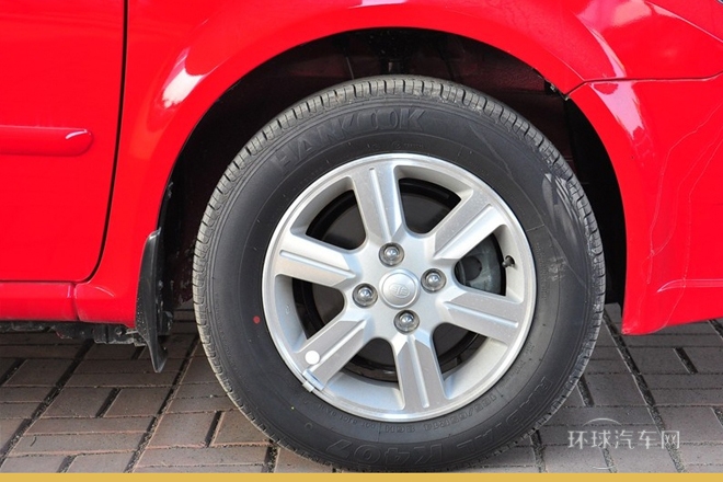 2011款 三廂 1.5L 自動旗艦型