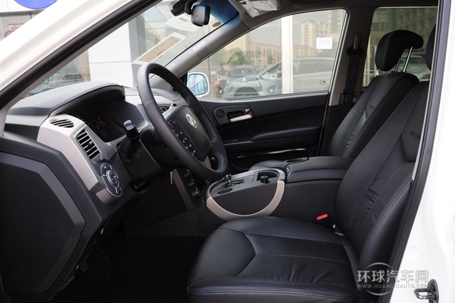 2011款 2.0T 兩驅(qū)豪華導(dǎo)航版