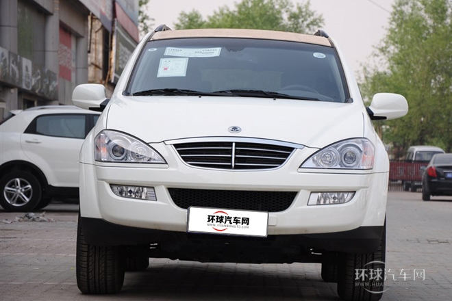 2011款 2.0T 兩驅豪華導航版