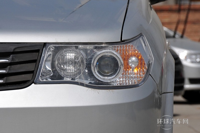 2011款 三廂 1.5L 手動精英型