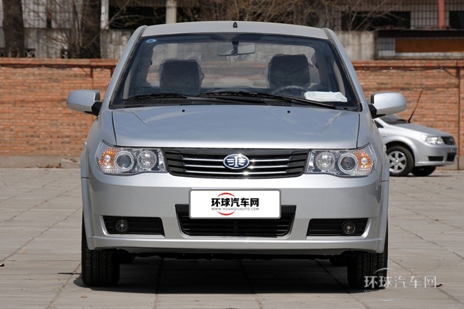 2011款 三廂 1.5L 手動精英型