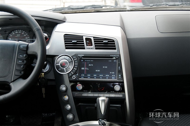 2011款 2.0T 四驅(qū)精英導(dǎo)航版