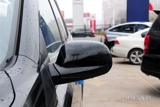 2011款 2.0T 四驅(qū)精英導(dǎo)航版