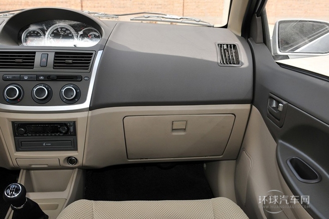 2011款 三廂 1.5L 手動舒適型