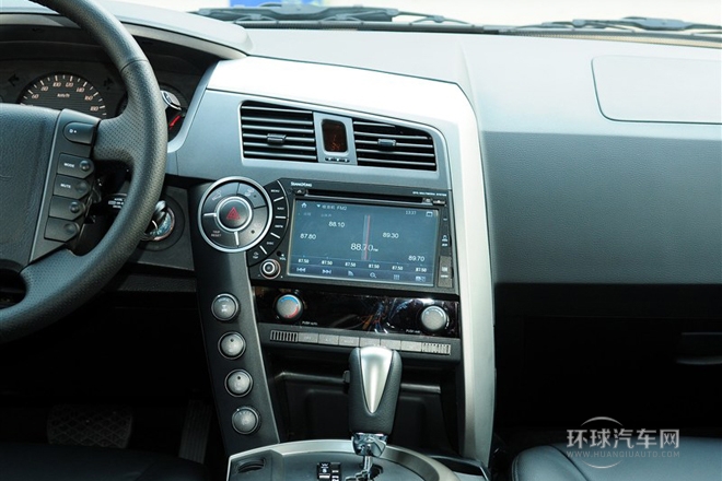 2011款 2.0T 四驅豪華導航版