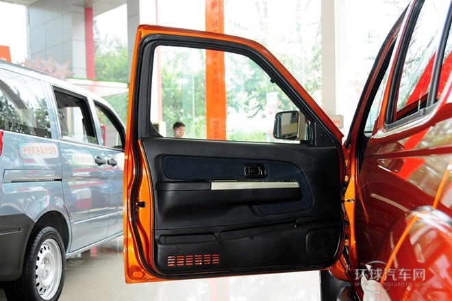 2013款 2.4L 兩驅標準型 國V