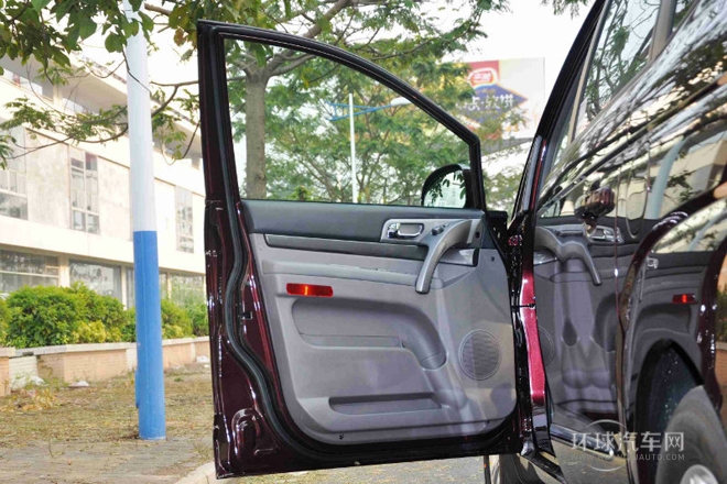 2014款 2.0T 柴油兩驅精英導航版