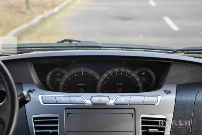 2014款 2.0T 柴油兩驅(qū)精英導(dǎo)航版