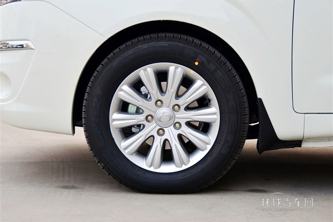 2014款 2.0T 柴油兩驅(qū)豪華導(dǎo)航版