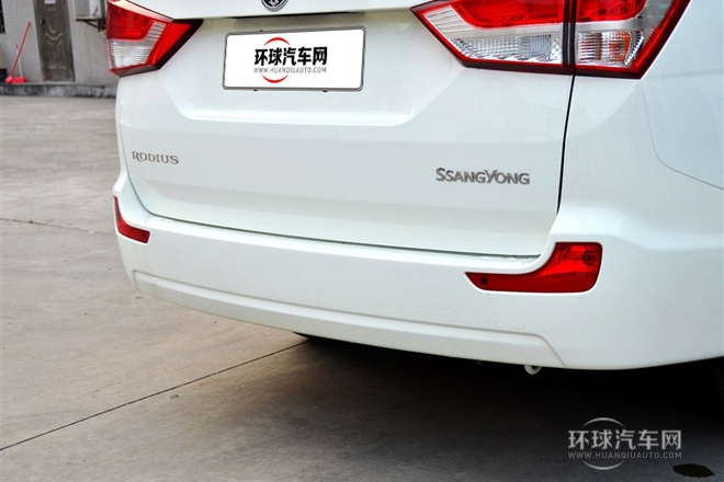 2014款 2.0T 柴油兩驅(qū)豪華導(dǎo)航版