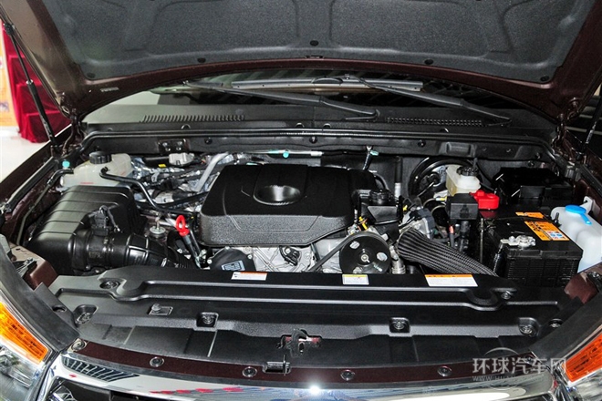 2014款 2.0T 柴油四驅(qū)豪華導(dǎo)航版