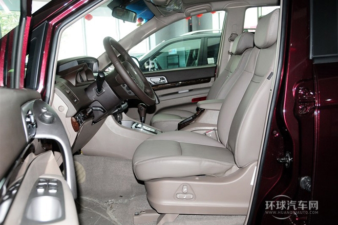 2014款 2.0T 柴油四驅(qū)豪華導航版