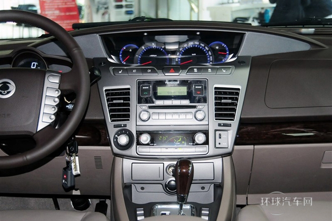 2014款 2.0T 柴油四驅豪華導航版