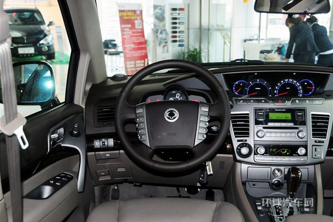 2014款 2.0T 柴油四驅豪華導航版