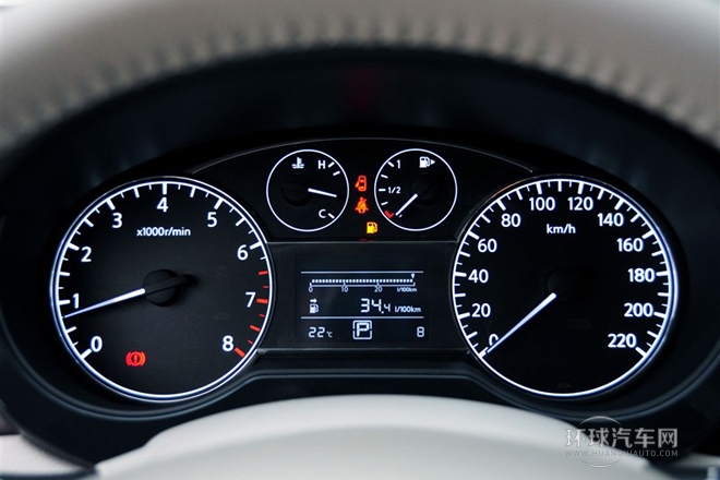 2011款 1.6L CVT豪華型