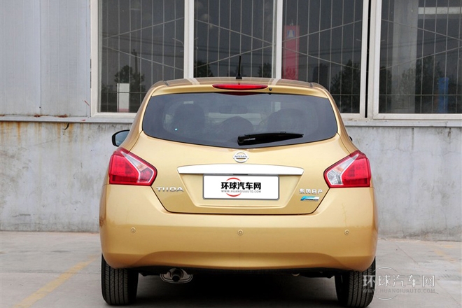 2011款 1.6L CVT豪華型