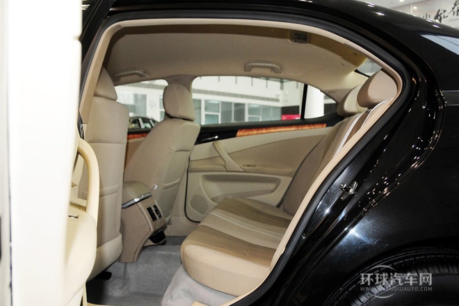 2013款 2.0L 自動舒適型