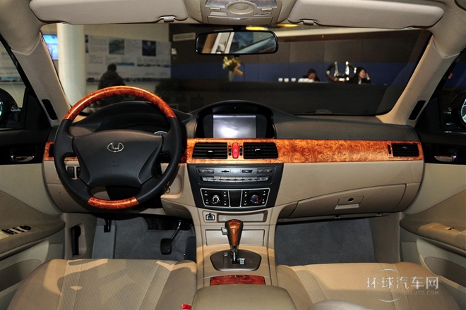 2013款 2.0L 自動舒適型