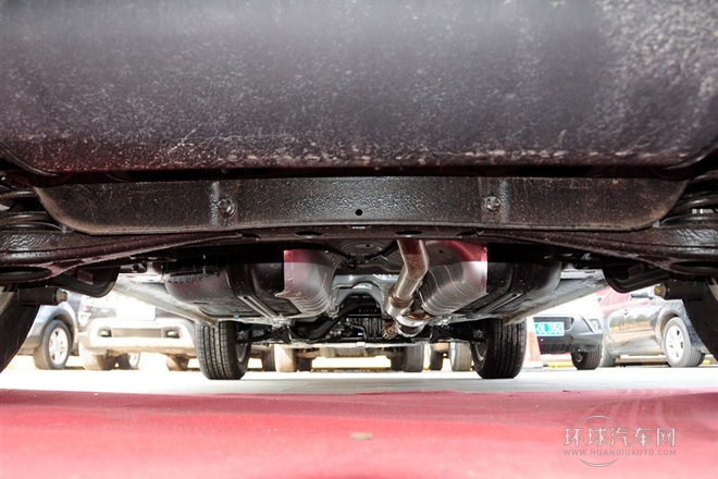 2014款 2.0L 汽油兩驅手動舒適導航版