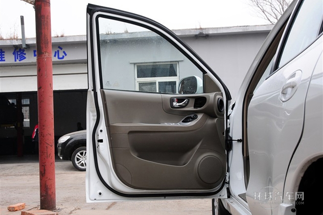 2012款 2.0L 手動兩驅舒適型