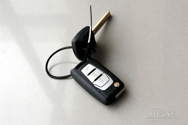 2014款 2.0L 汽油兩驅自動精英導航版