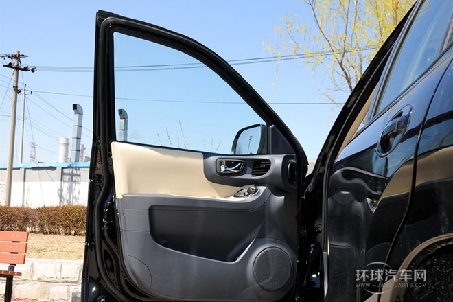 2013款 1.8T 手動兩驅導航版