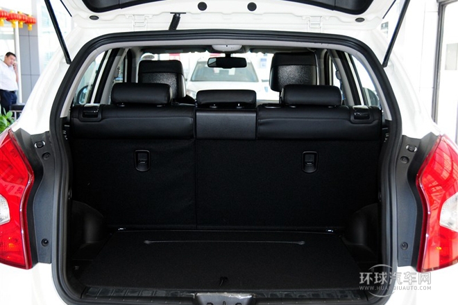 2014款 2.0L 汽油兩驅自動豪華導航版