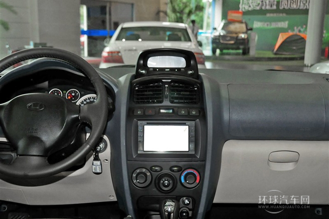 2013款 1.8T 自動兩驅天窗版